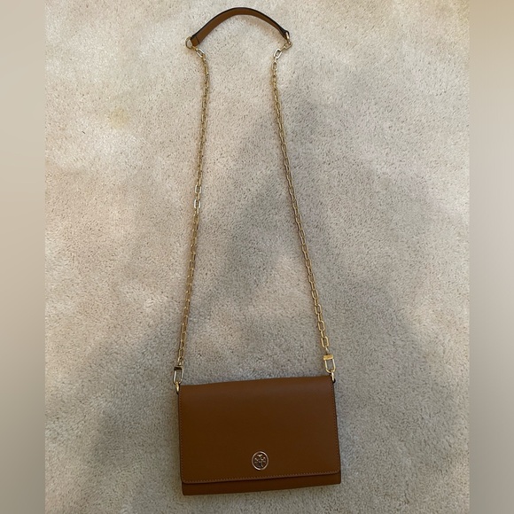 Tory Burch leather crossbody with gold chain - Picture 3 of 7